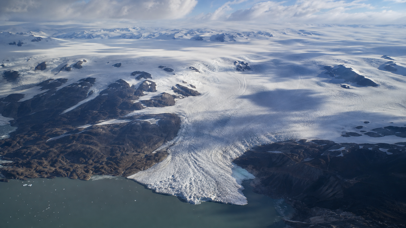 Vista aérea del Campo de Hielo Patagónico Sur